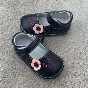 Chulis Girls Black Nana Leather
Mary Jane Shoes